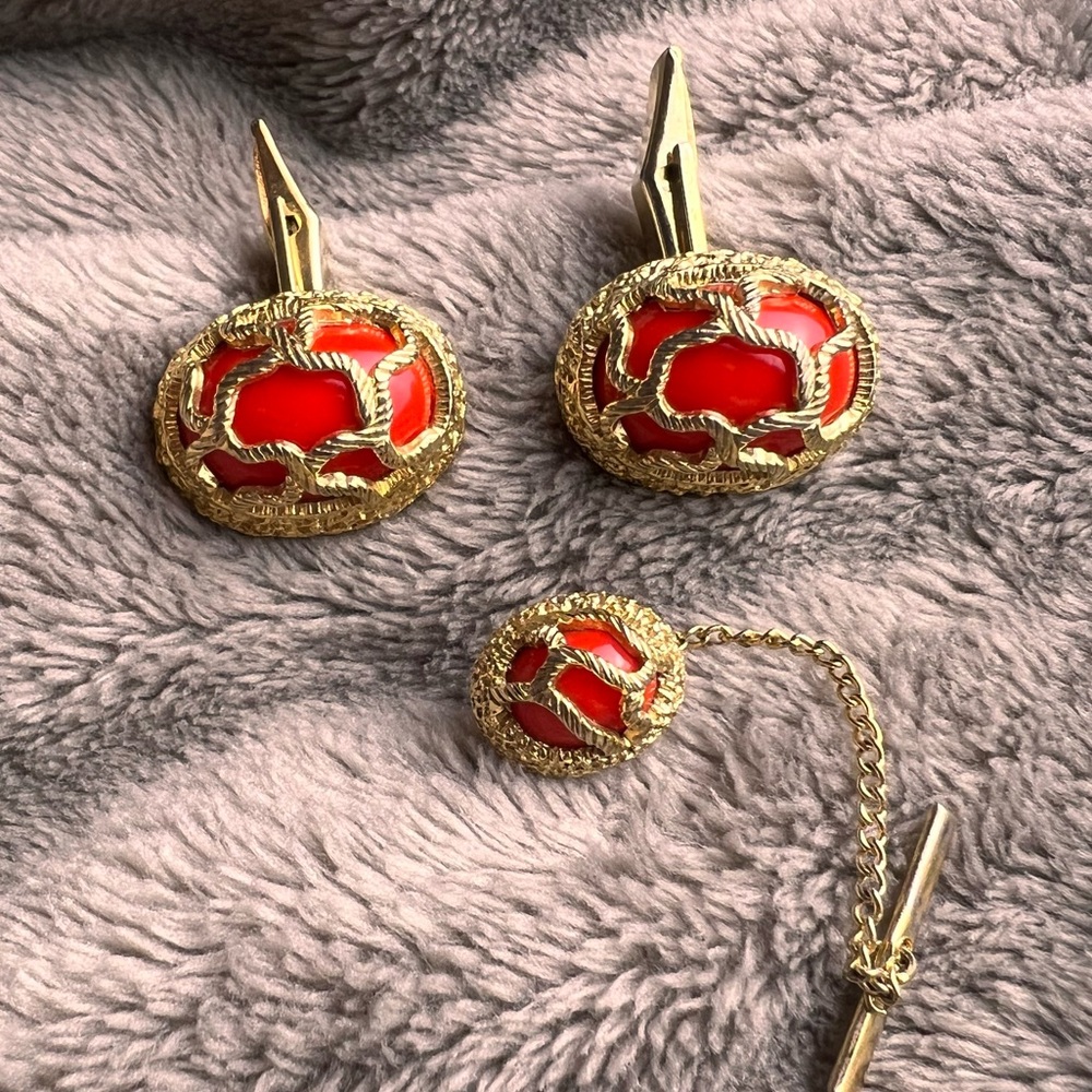 VINTAGE Orange Oval Stone with Gold Rope Overlay Cuff Links and Tie Clip Set